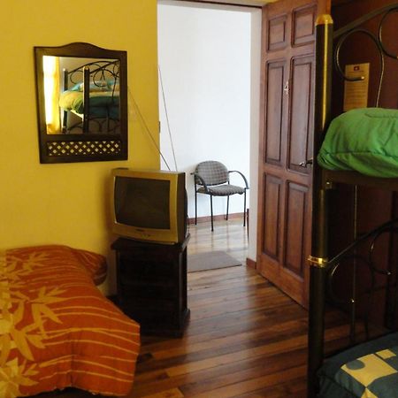 Hostal del Piamonte Quito Esterno foto