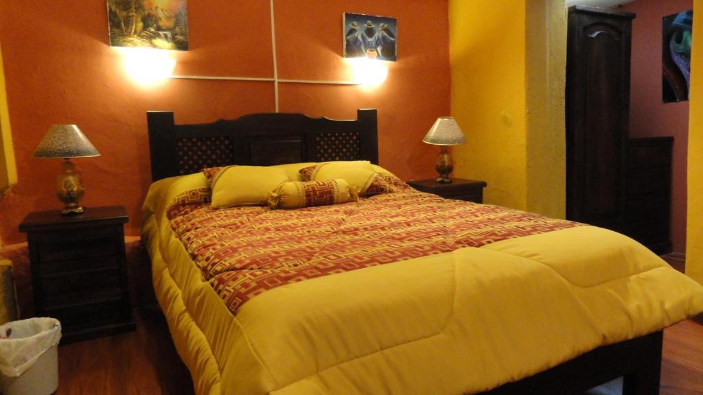 Hostal del Piamonte Quito Esterno foto