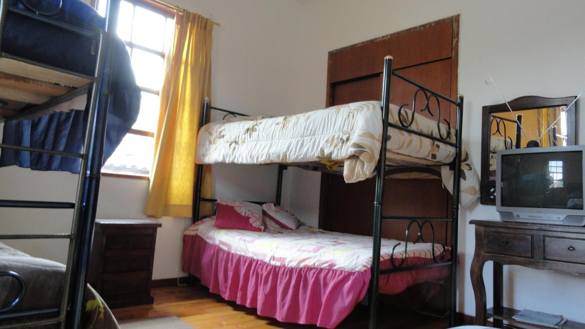 Hostal del Piamonte Quito Esterno foto