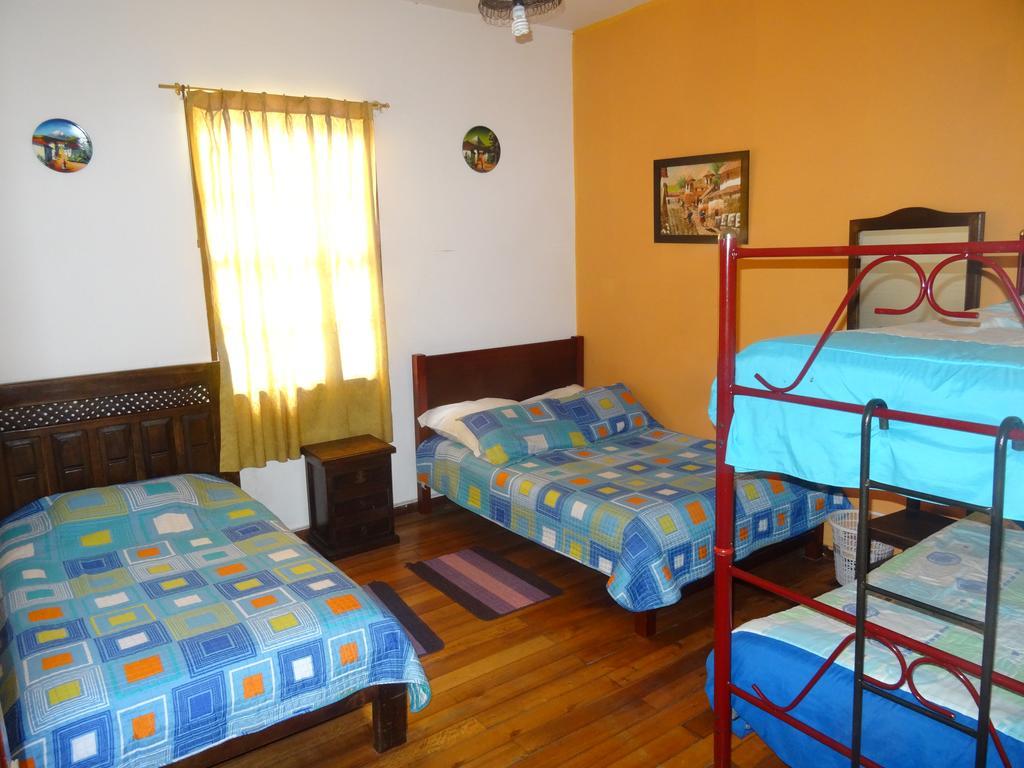 Hostal del Piamonte Quito Esterno foto