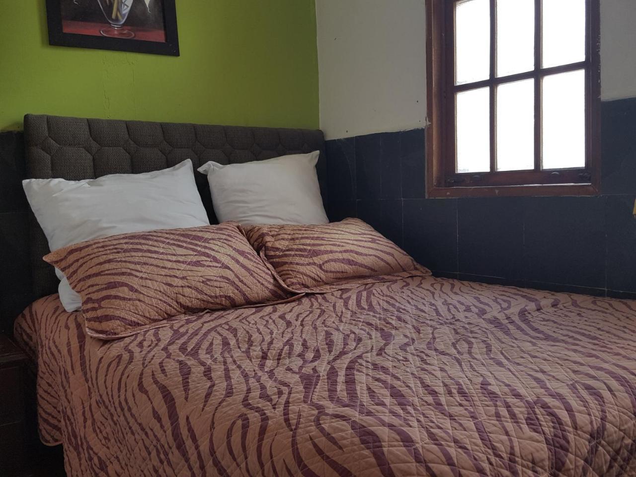 Hostal del Piamonte Quito Esterno foto